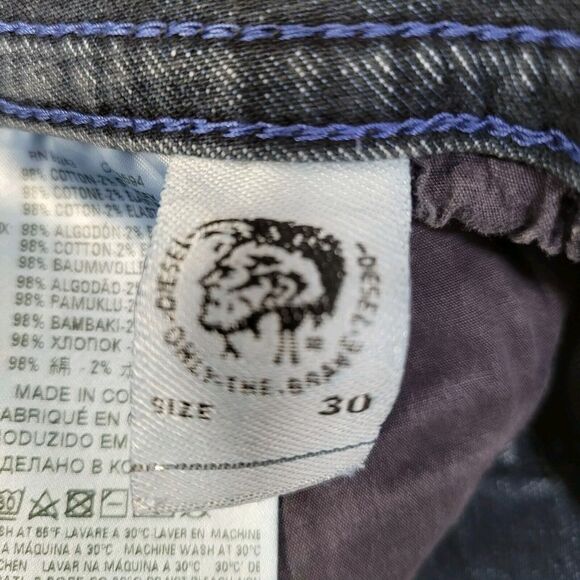 Diesel Jeans Mens 30x32 Thommer Slim Skinny Very Distressed Holes Rock And Roll - Picture 10 of 14